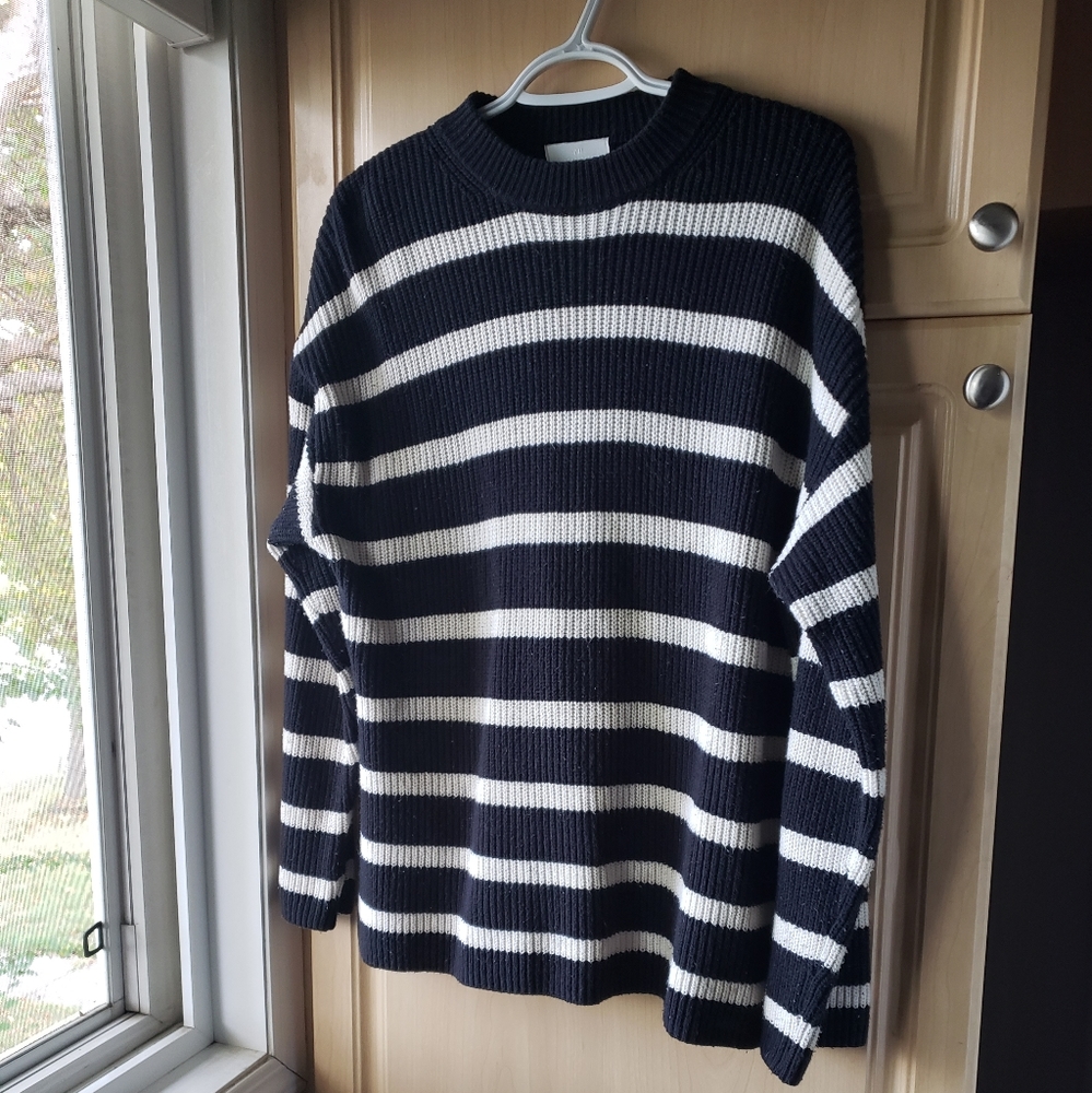 H&M Oversized Striped Sweater - size XS